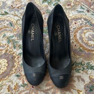 Chanel 39.5Black Women's Shoes - minimal wear. Some mild scratches on the heels.